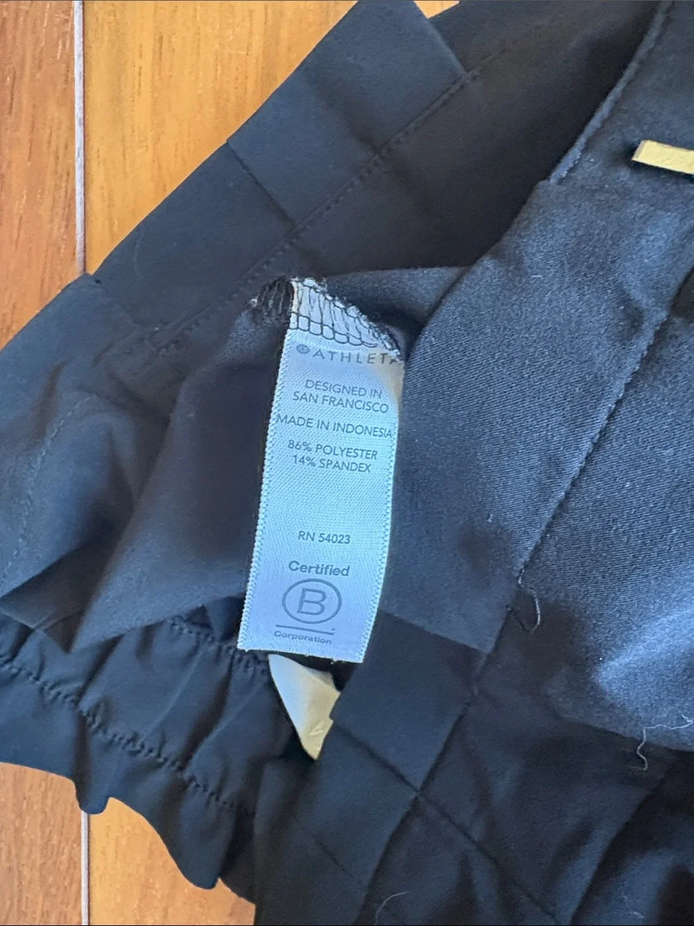 Athleta Black Skyline Pants with Waist Tie - Picture 5 of 8